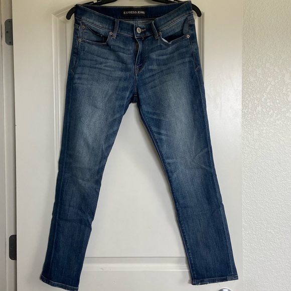 Express Women’s Size 6 Skinny Jeans